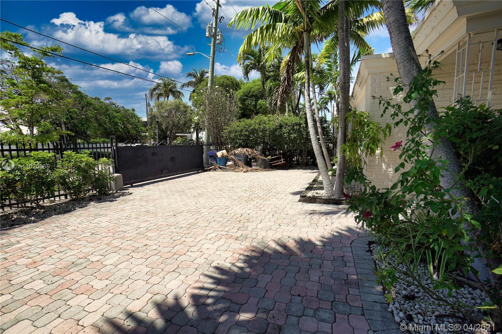 BISCAYNE POINT - Residential