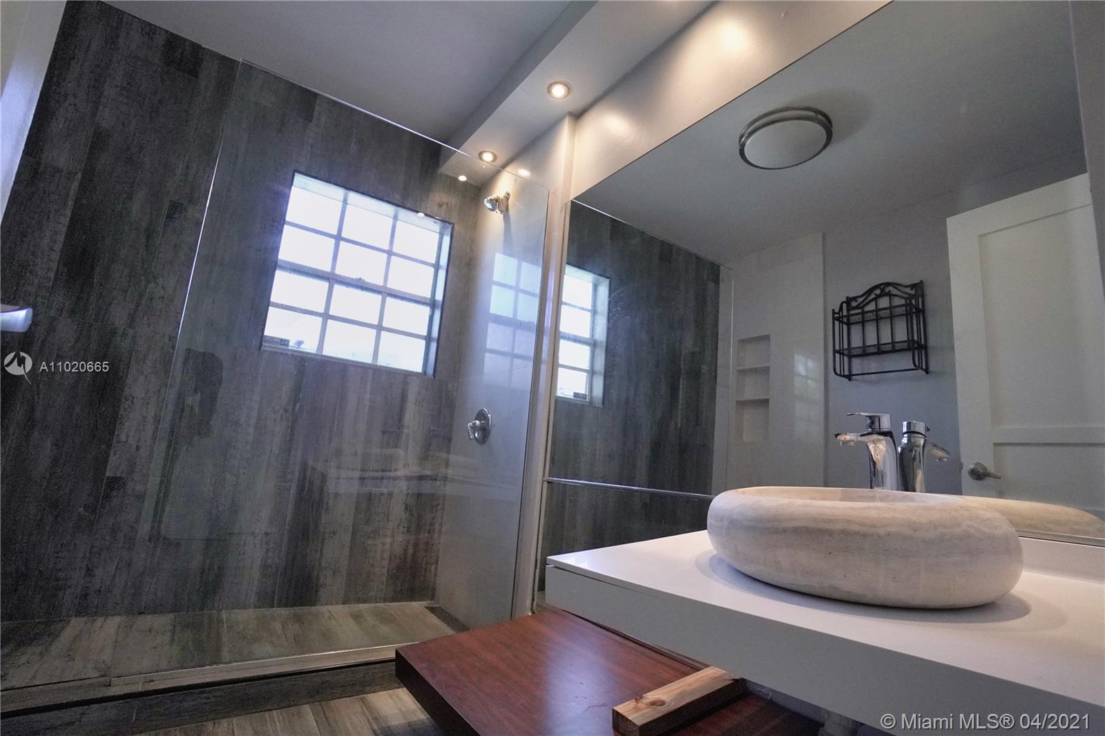 BISCAYNE POINT - Residential