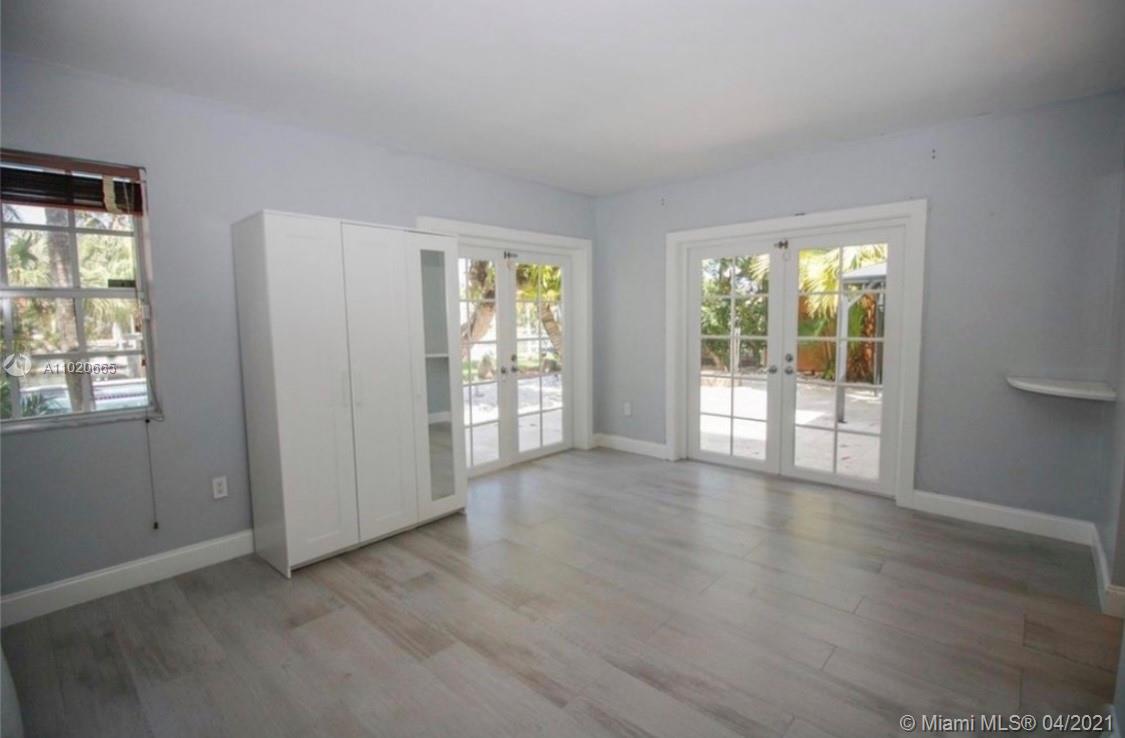 BISCAYNE POINT - Residential