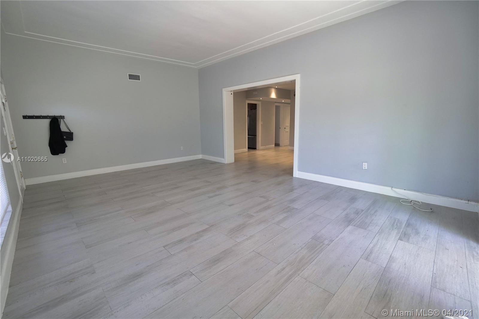 BISCAYNE POINT - Residential