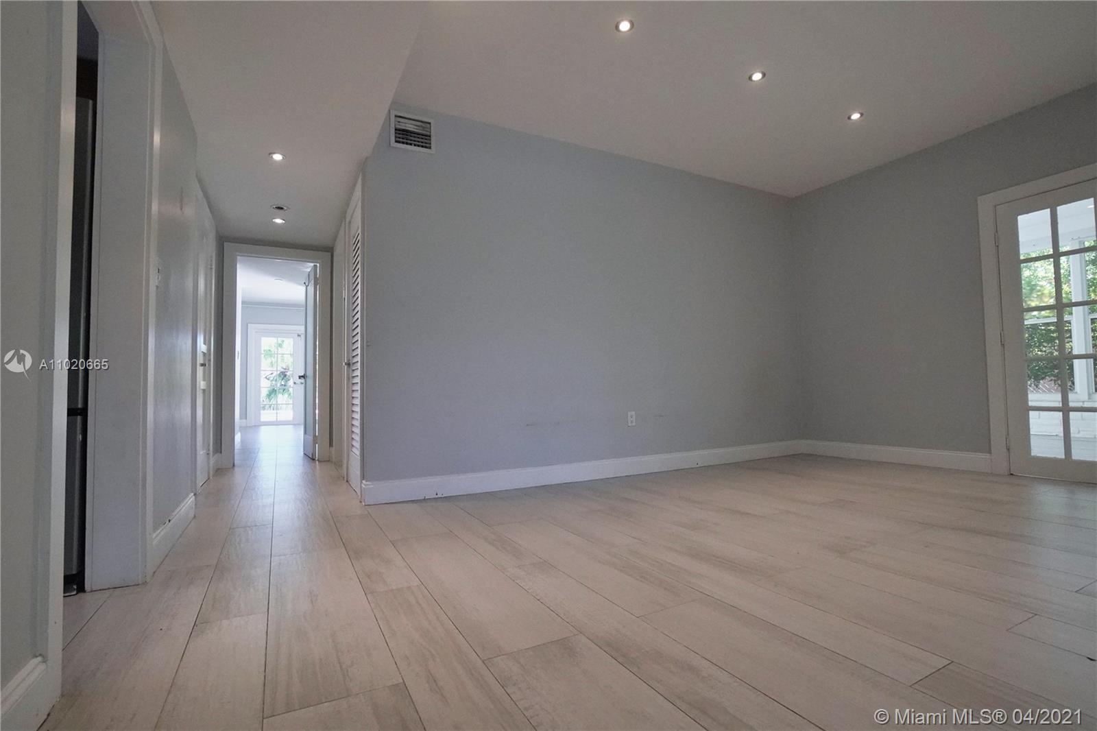 BISCAYNE POINT - Residential