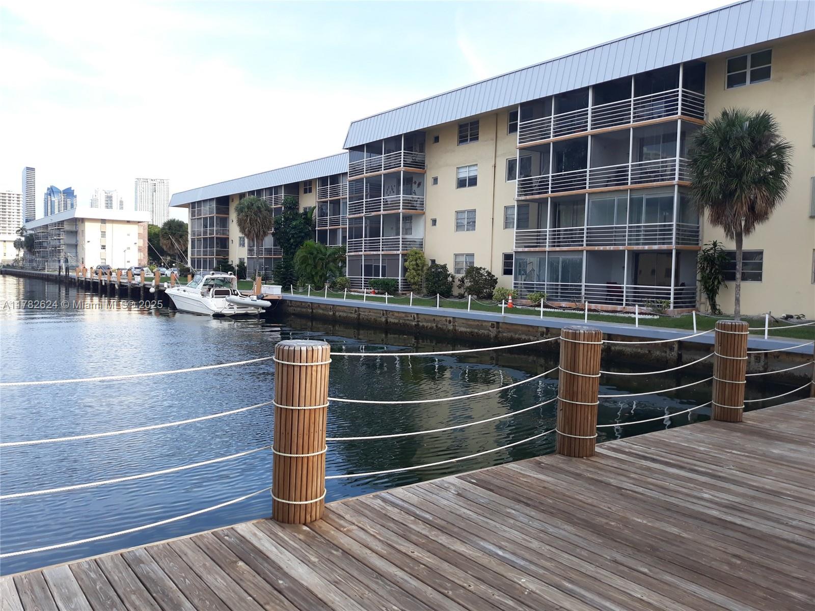 Rental Property at 3551 Ne 169th St 110-A, North Miami Beach, Miami-Dade County, Florida - Bedrooms: 1 
Bathrooms: 1  - $1,600 MO.