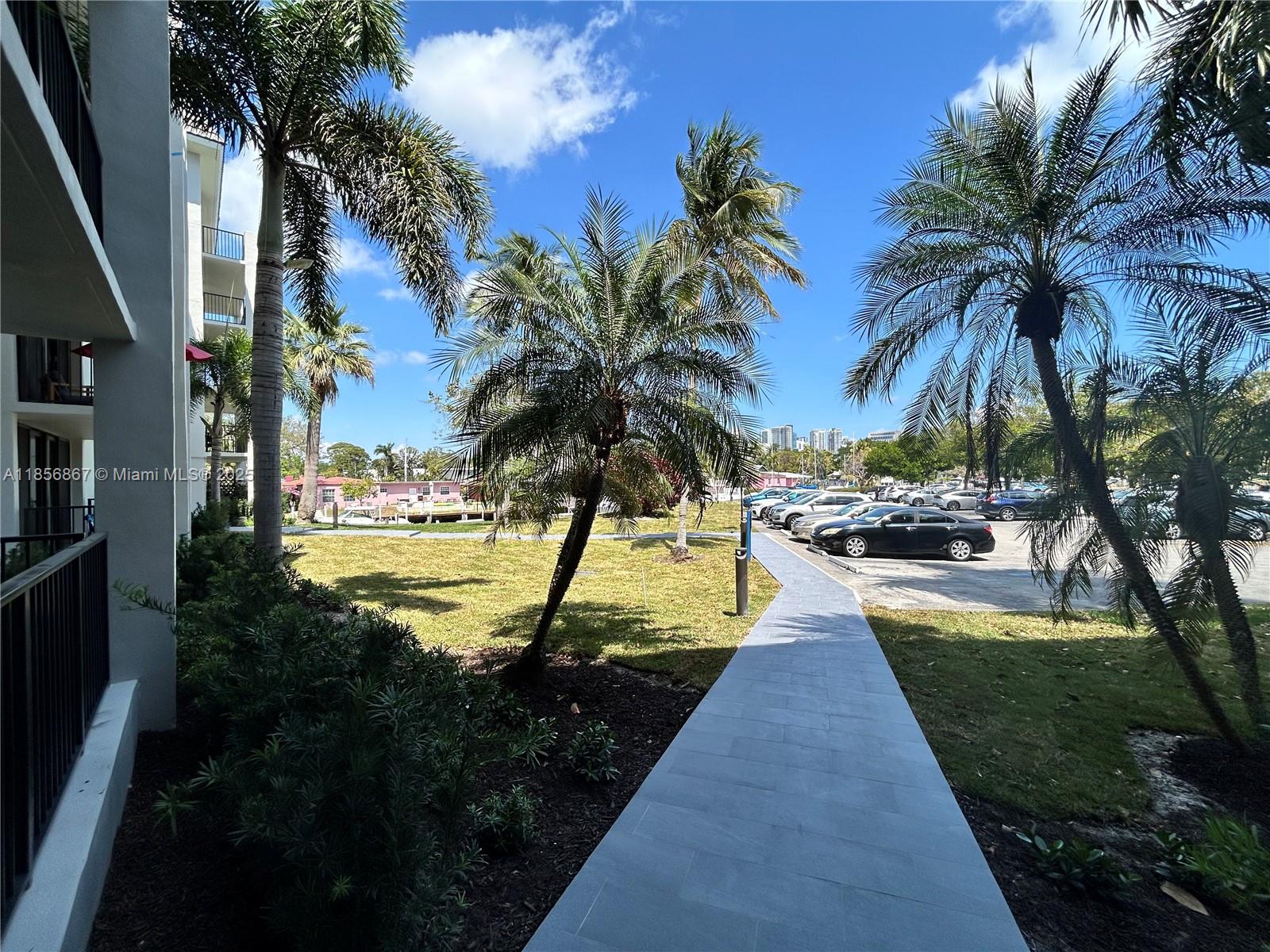 RIVER REACH CONDOMINIUM I - Residential