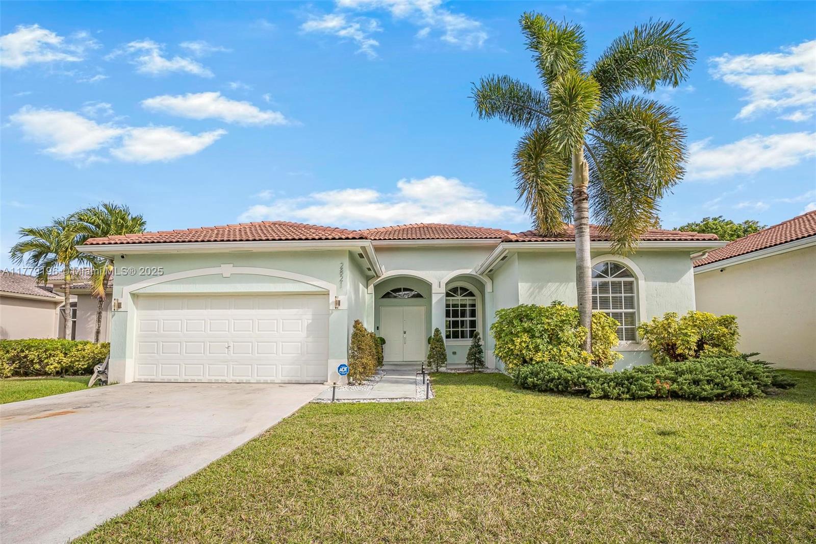 Property for Sale at 2821 Augusta Dr, Homestead, Miami-Dade County, Florida - Bedrooms: 4 
Bathrooms: 3  - $615,000