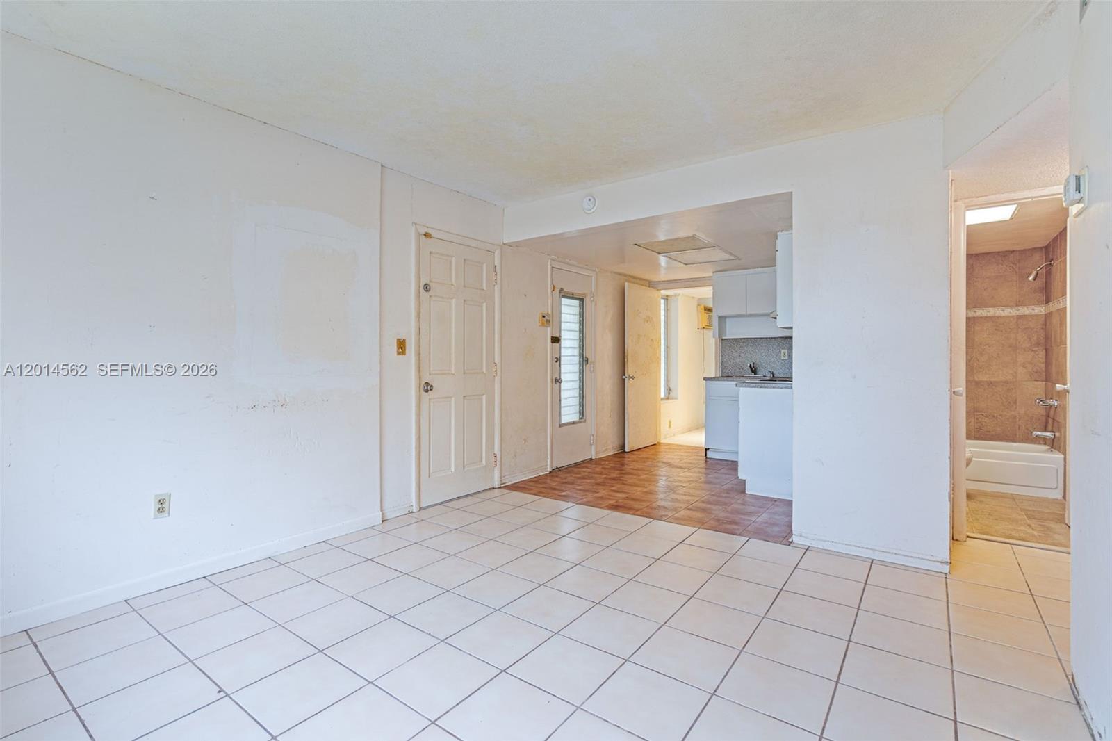 234 Antiquera Ave 3