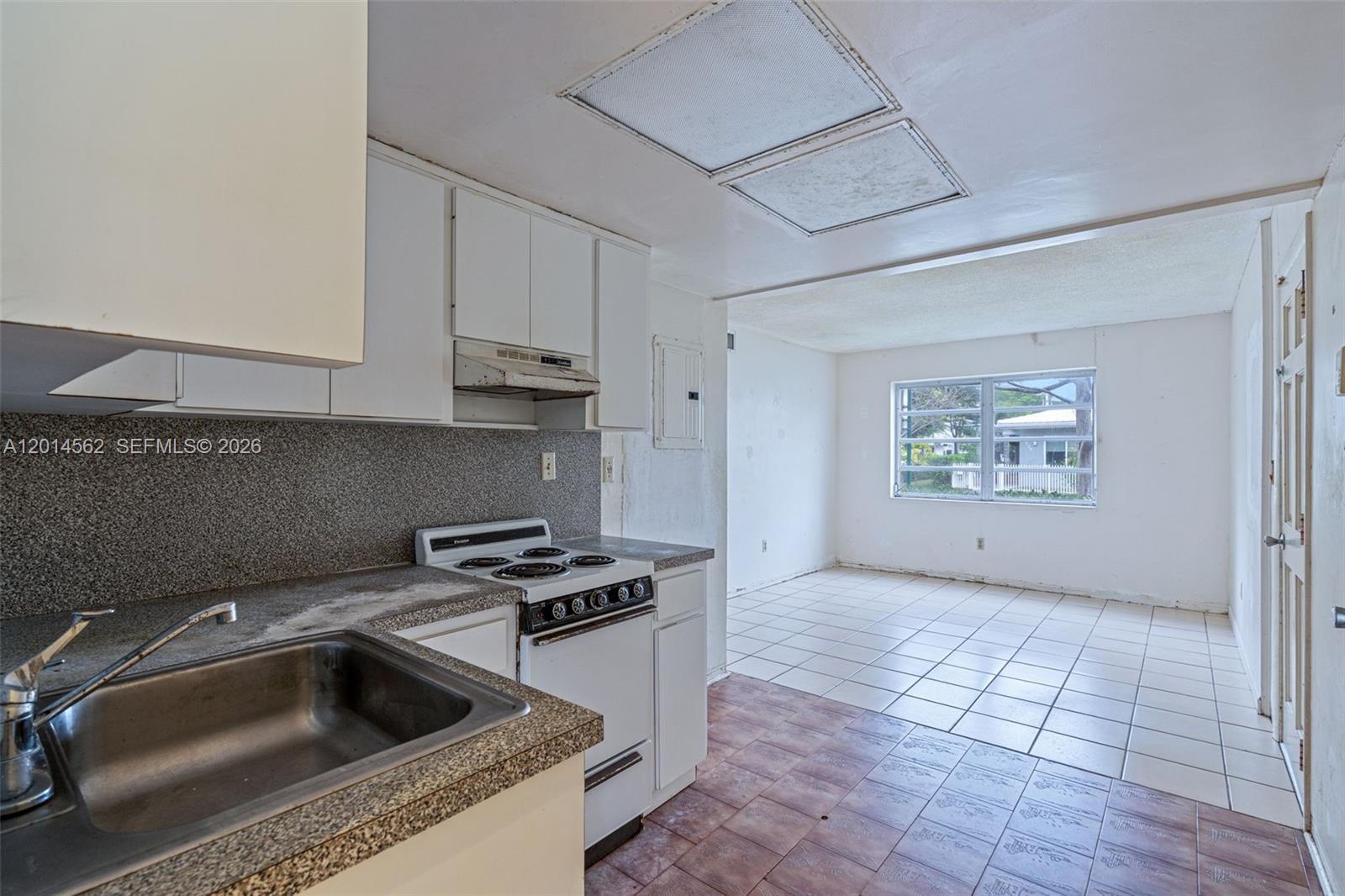 GABLES NORTH CONDO - Residential