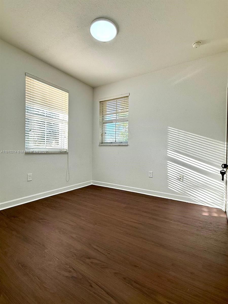 ISLANDS AT DORAL TOWNHOME - Residential Lease