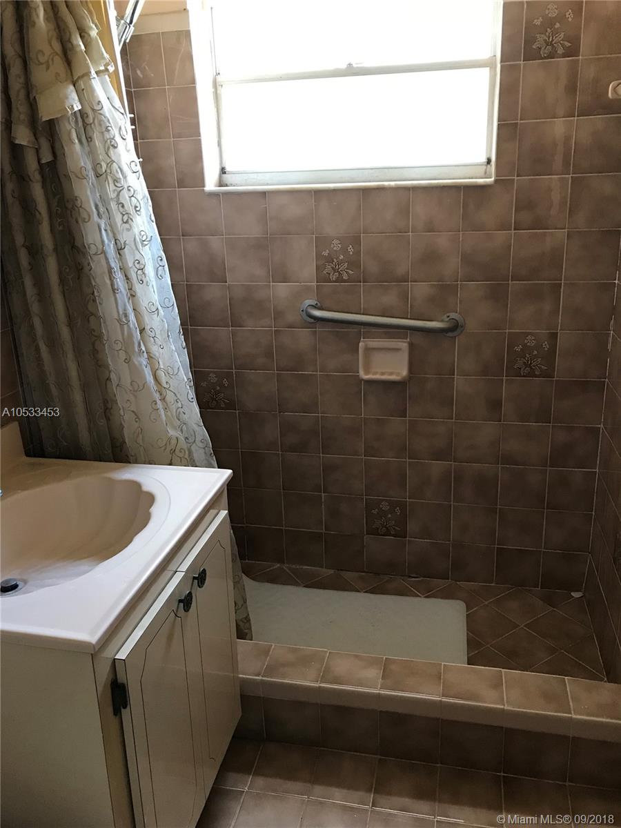 CAMNER GABLES - Residential