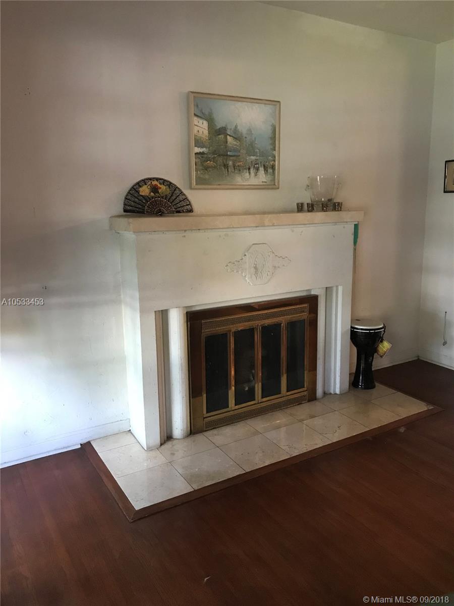 CAMNER GABLES - Residential