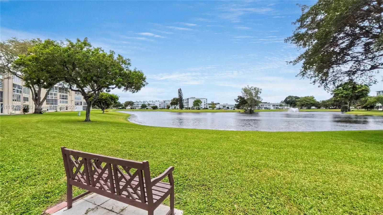 FARNHAM O CONDO - Residential