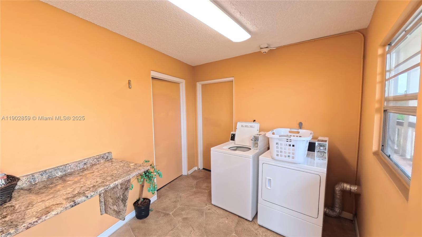 FARNHAM O CONDO - Residential