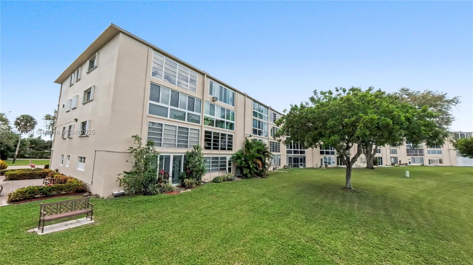 FARNHAM O CONDO - Residential