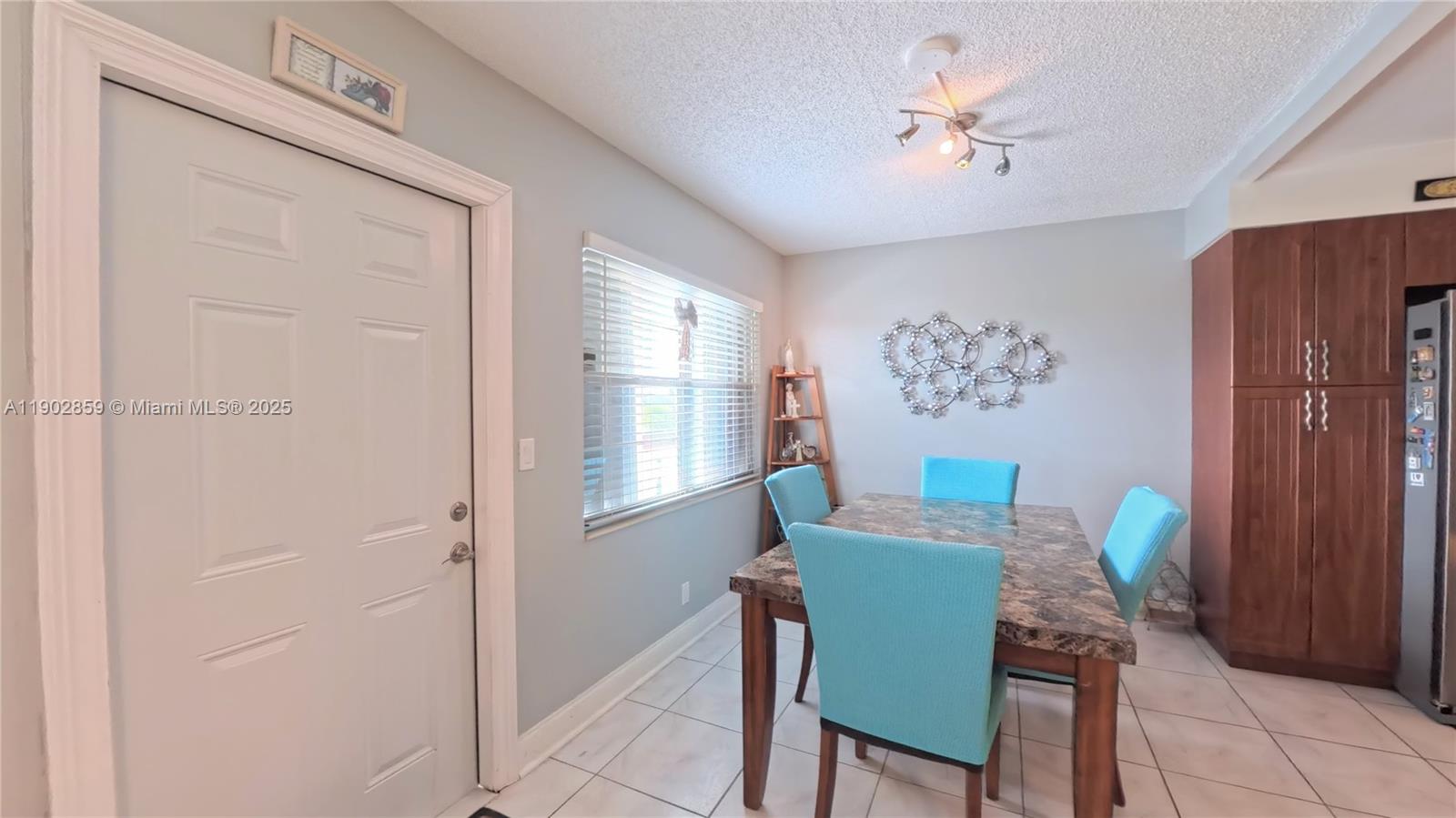 FARNHAM O CONDO - Residential