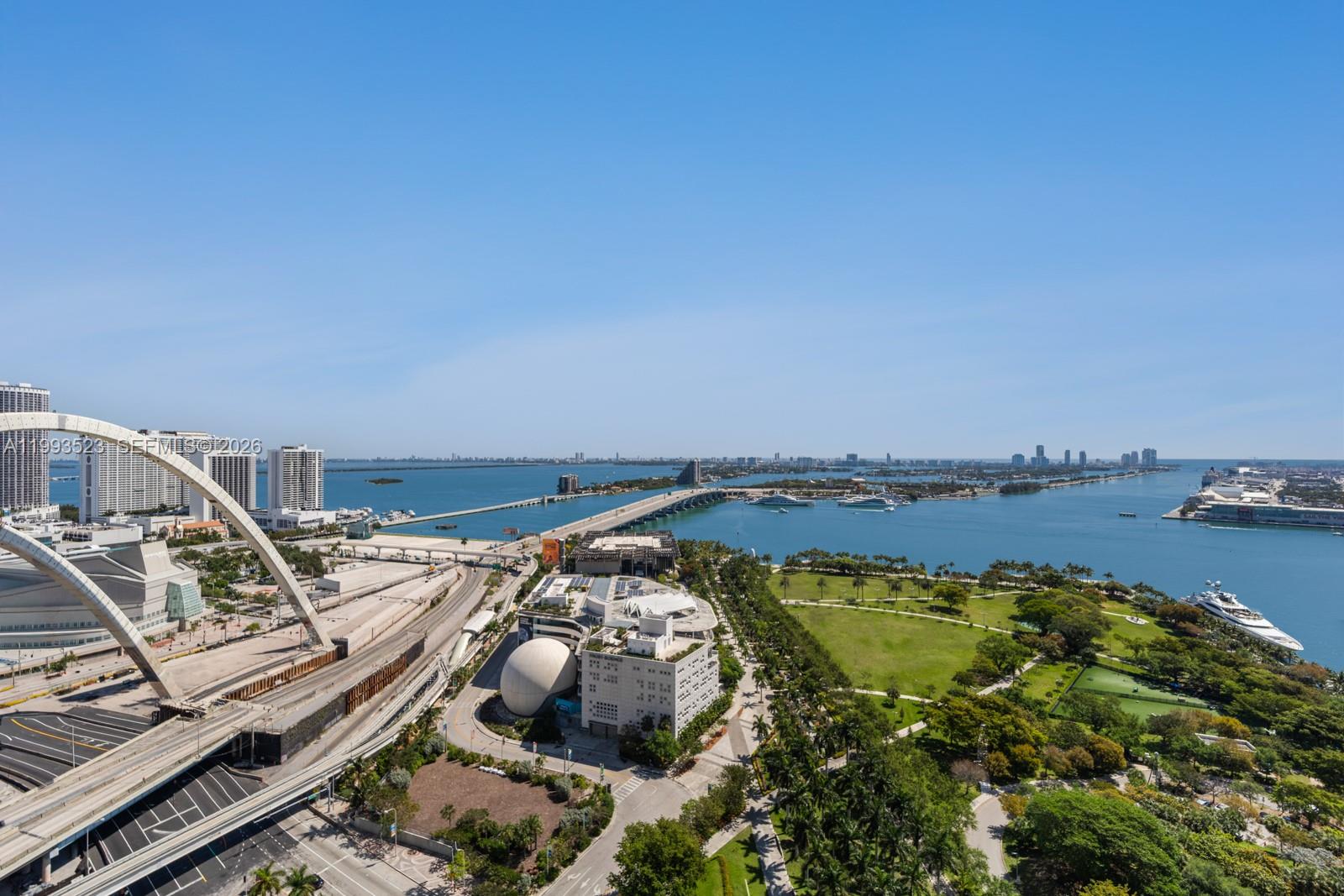 ONE THOUSAND MUSEUM CONDO - Residential