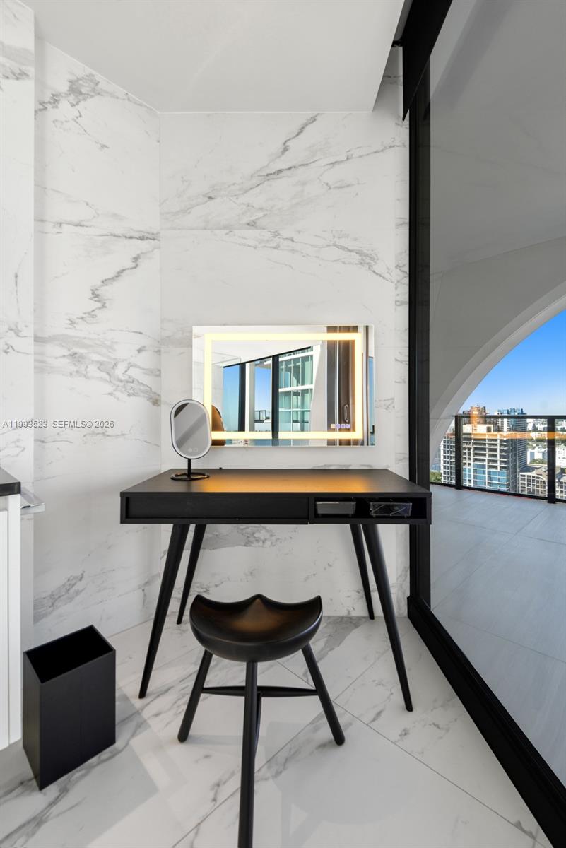 ONE THOUSAND MUSEUM CONDO - Residential