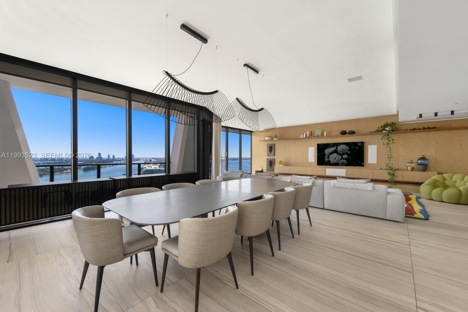 ONE THOUSAND MUSEUM CONDO - Residential