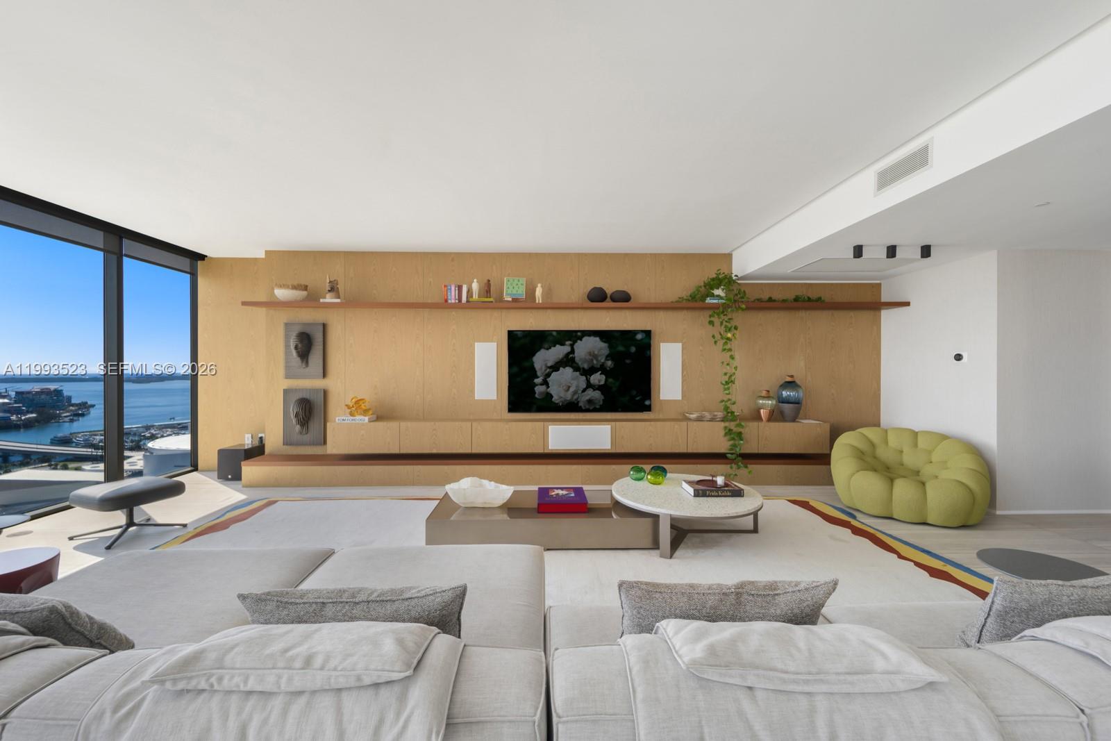 ONE THOUSAND MUSEUM CONDO - Residential