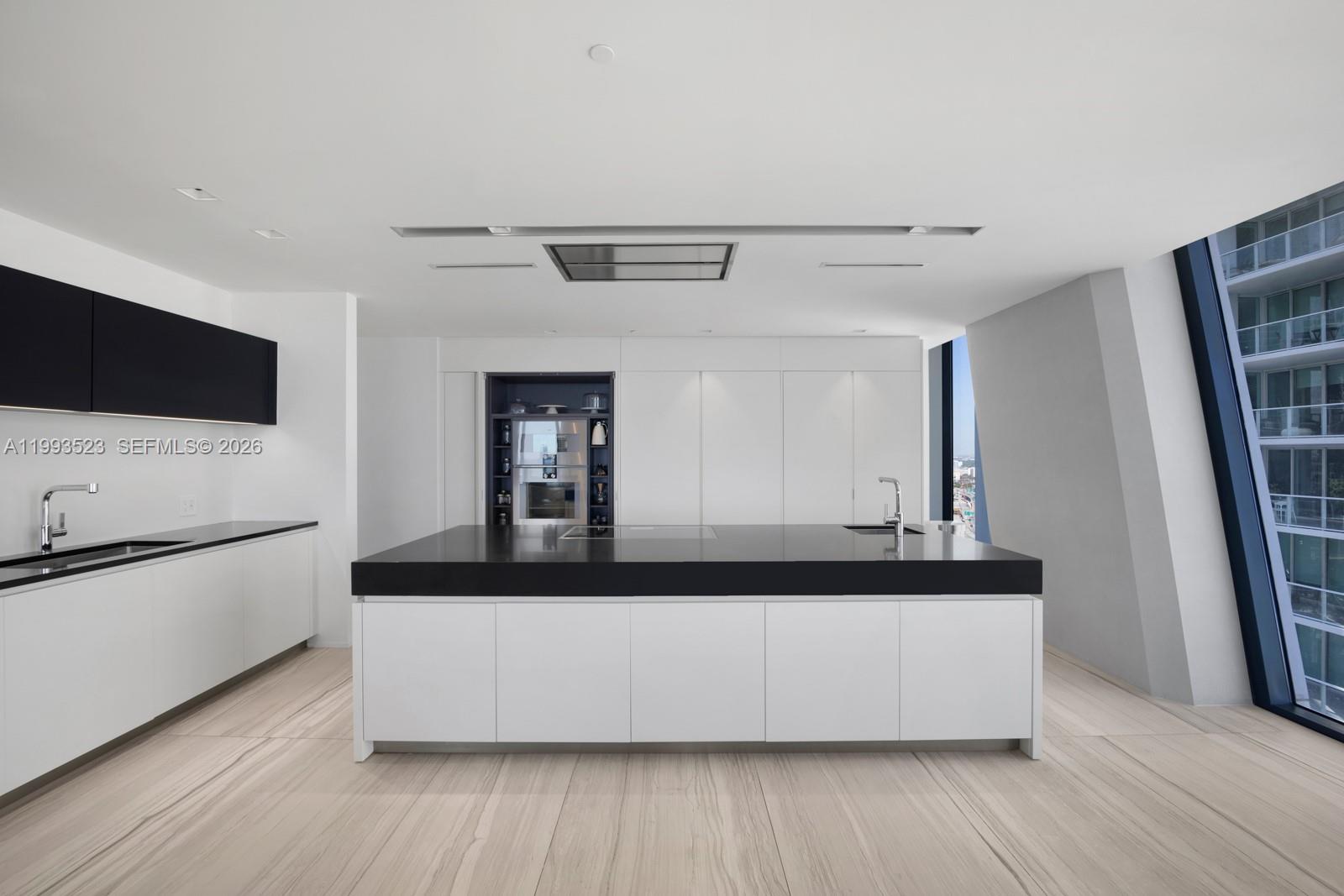 ONE THOUSAND MUSEUM CONDO - Residential