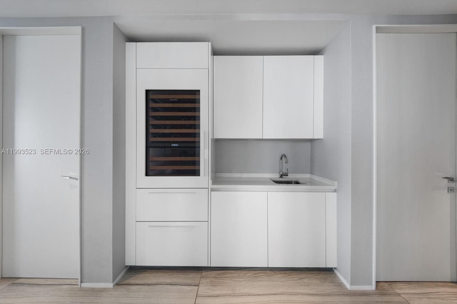 ONE THOUSAND MUSEUM CONDO - Residential