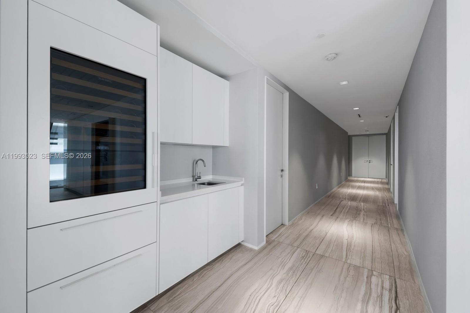 ONE THOUSAND MUSEUM CONDO - Residential