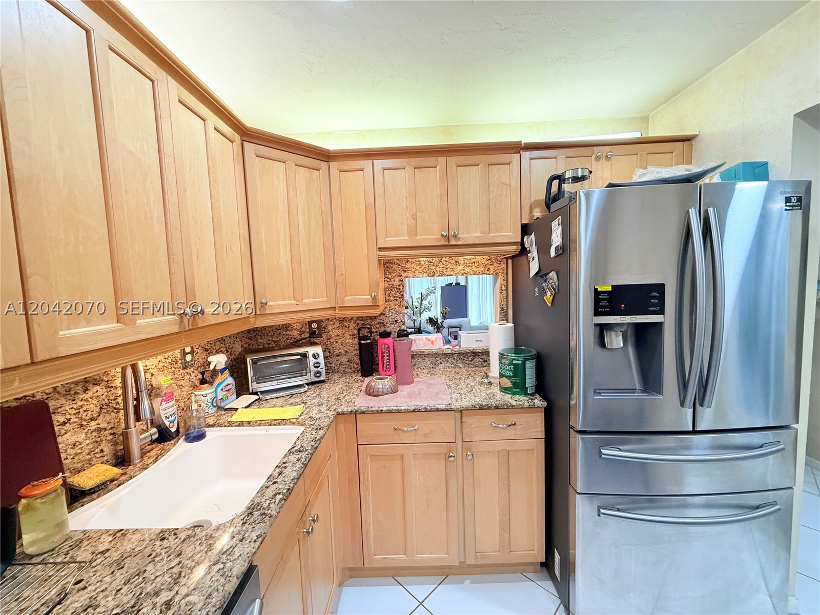 8931 N New River Canal Rd 2B