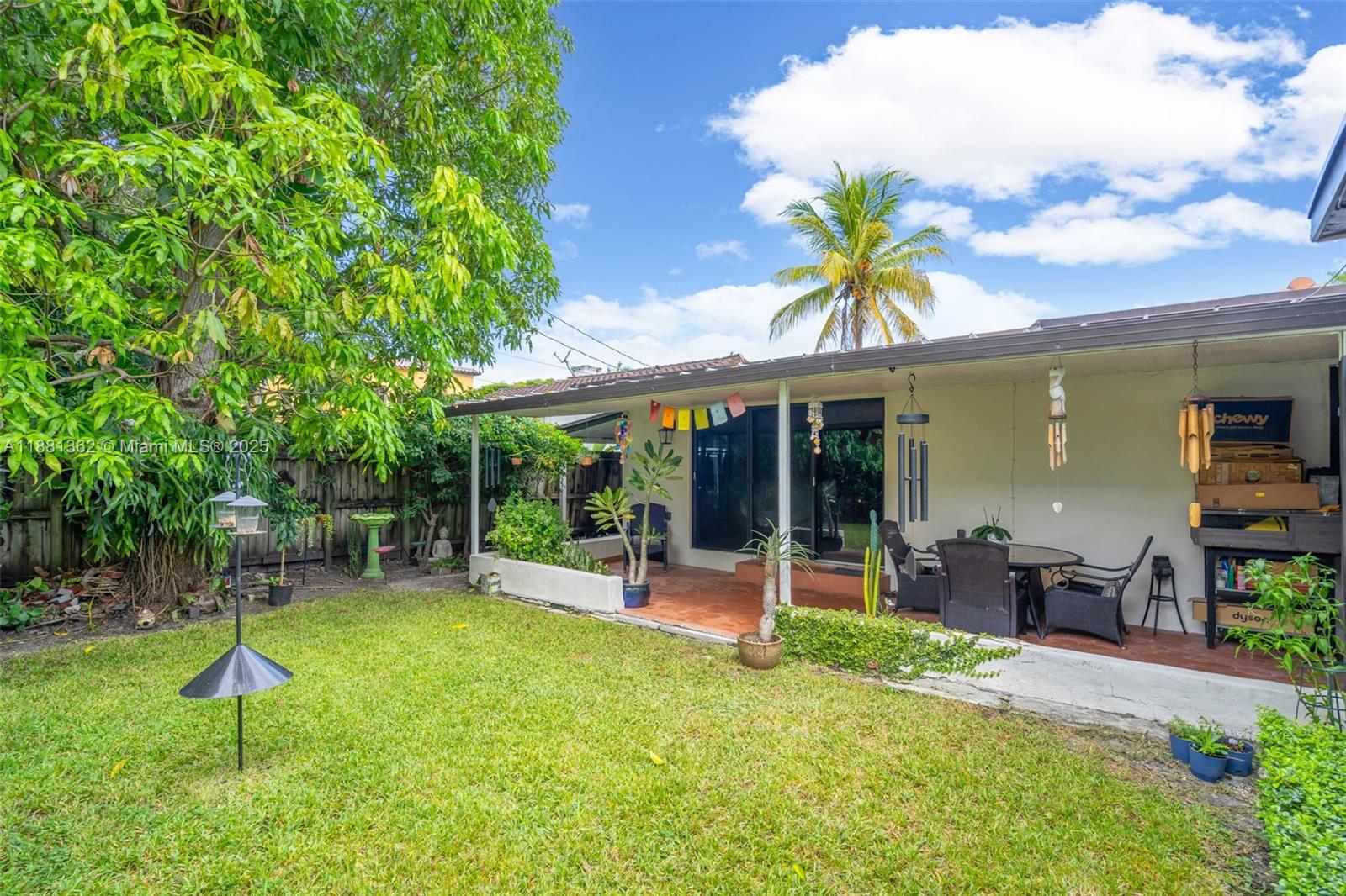 SEVILLE - Residential Lease