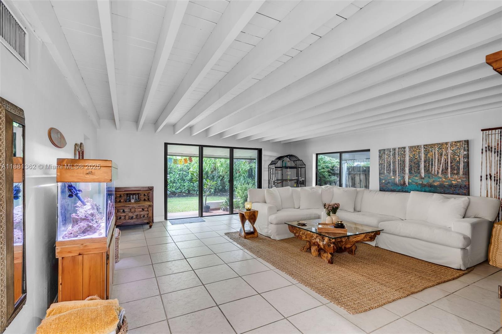 SEVILLE - Residential Lease