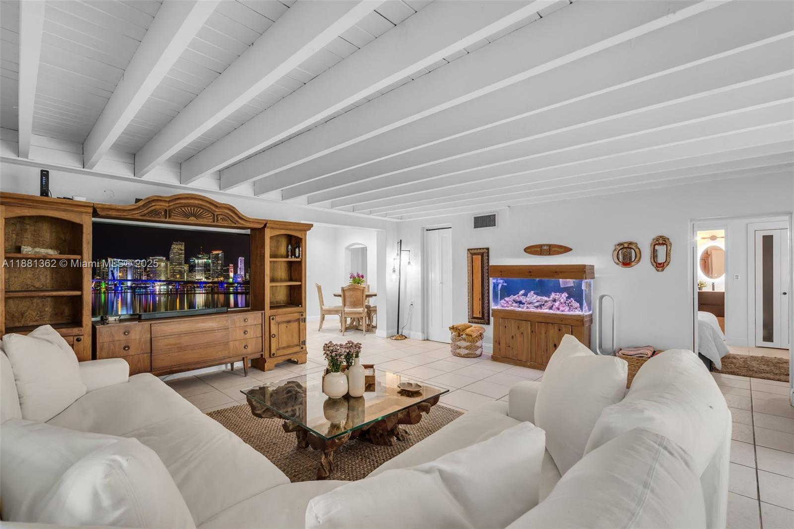 SEVILLE - Residential Lease