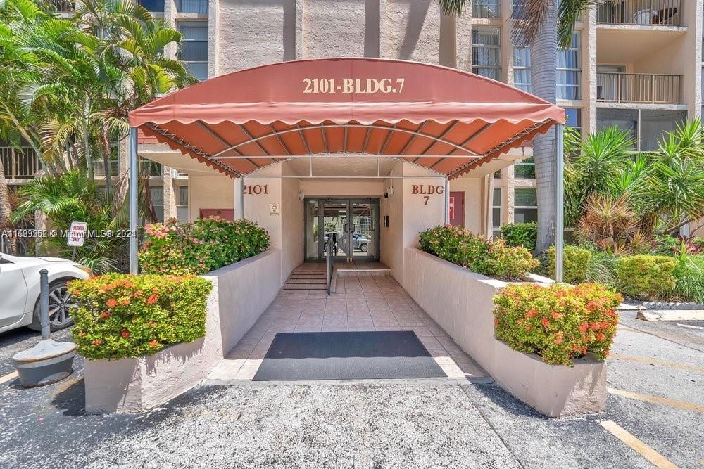 Property for Sale at 2101 Atlantic Shores Blvd 512, Hallandale Beach, Broward County, Florida - Bedrooms: 1 
Bathrooms: 2  - $240,000
