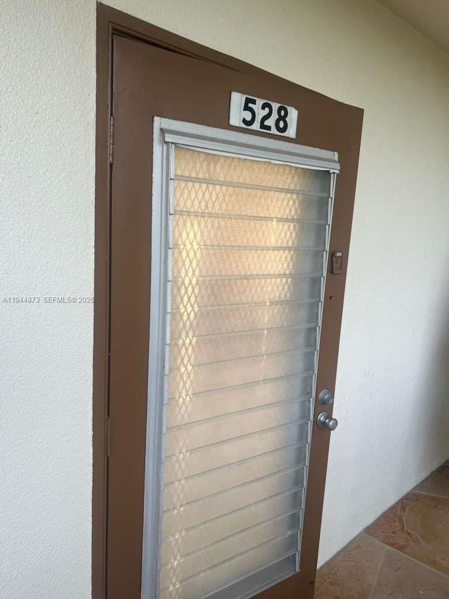 Lovely 2 bedroom 1 and a half bath. Many upgrades have been made to the unit to include flooring, kitchen cabinets and appliances. Freshly painted throughout. Lots of natural light comes in.