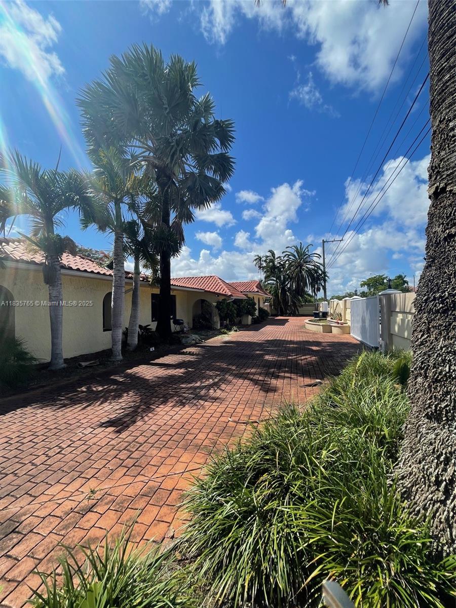 5550 SW 87th Ave