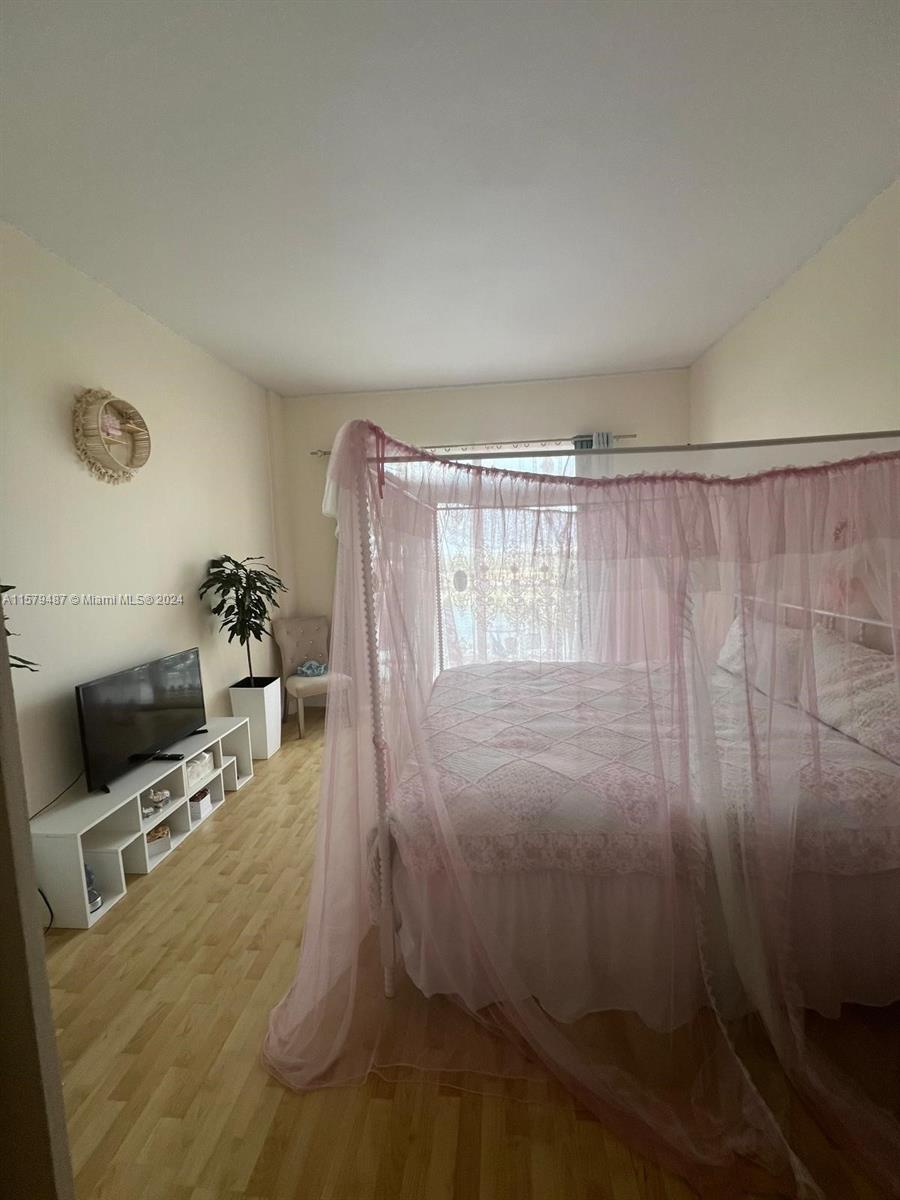 BUCKLEY TOWERS CONDO - WE - Residential Lease