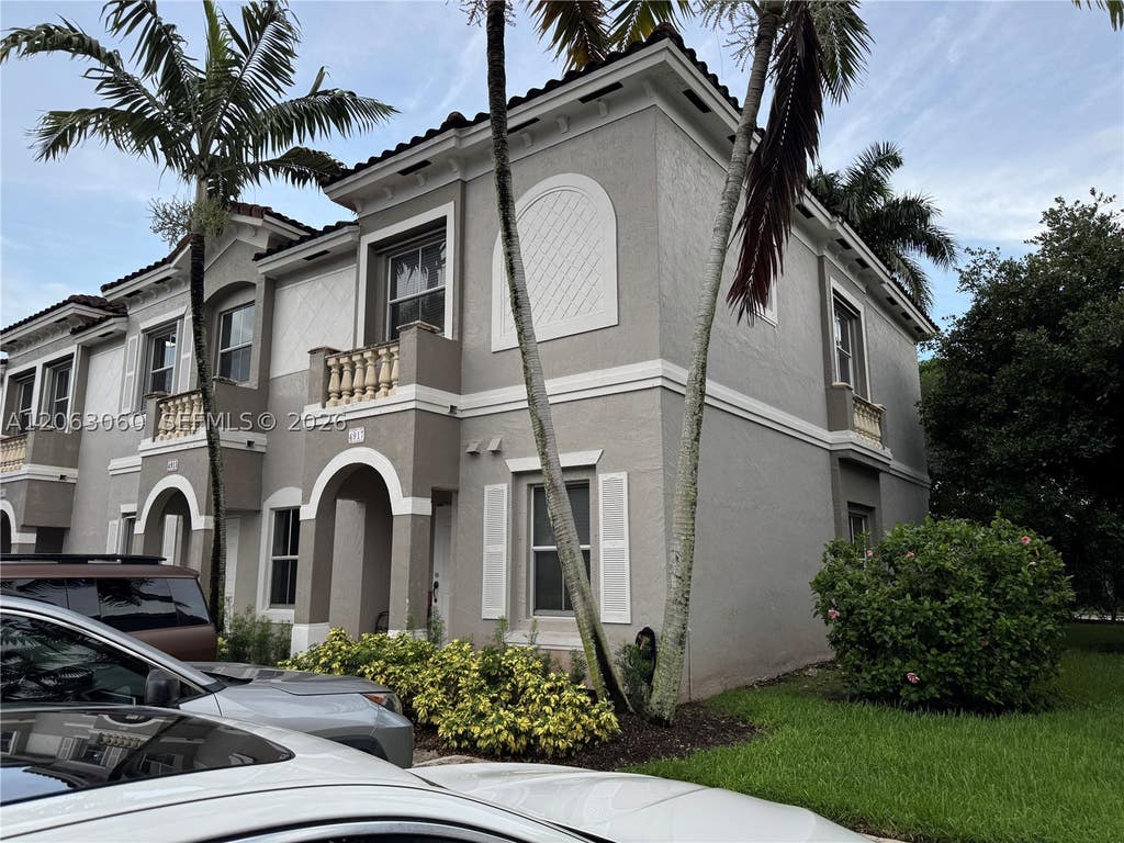 Photo of 4917 SW 140th Ter #9, Miramar, FL 33027 (MLS # A12063060)