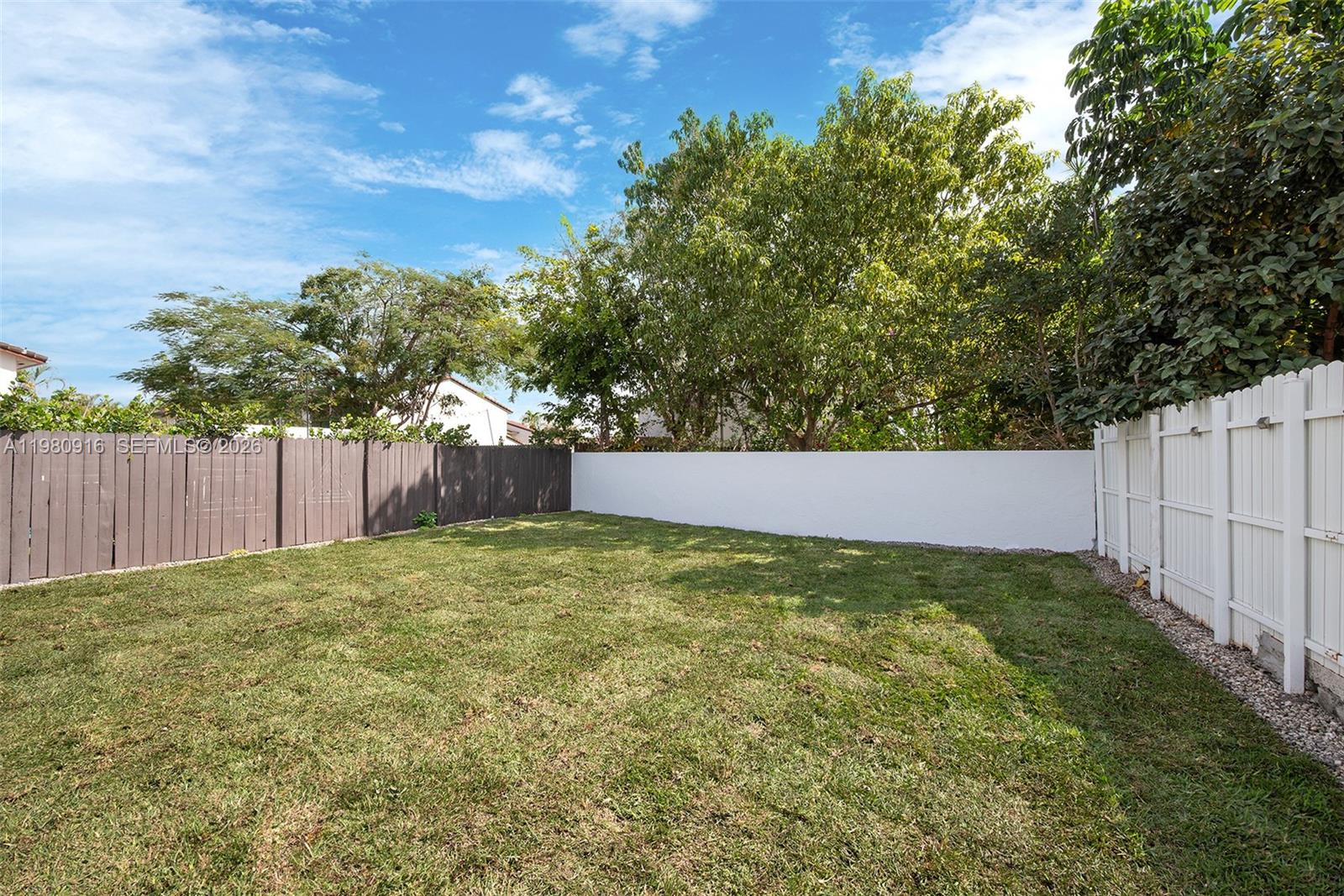 ARBORGATE KENDALL LK E CO - Residential