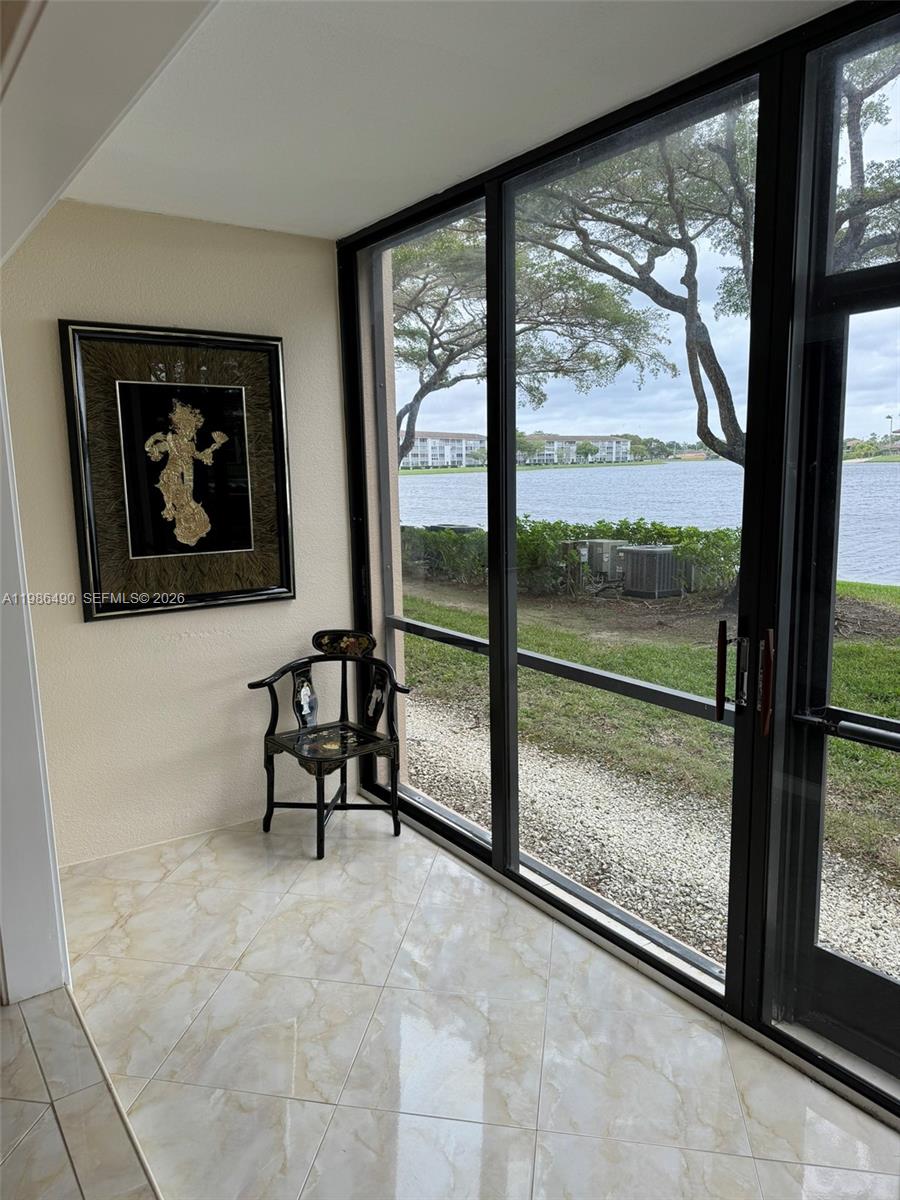 IVANHOE EAST AT CENTURY V - Residential Lease