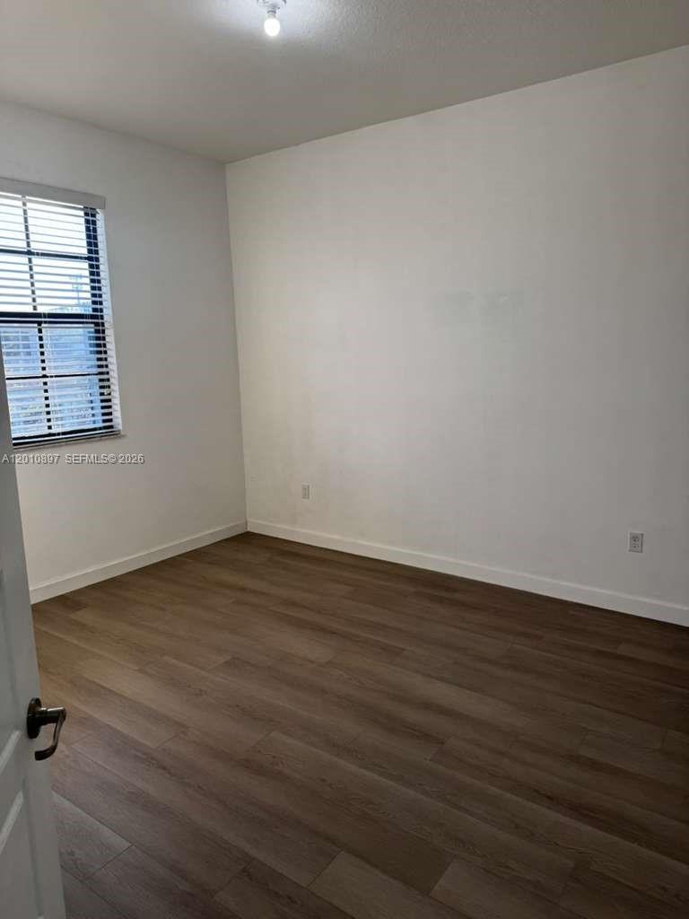 CHAMPION LAKES - Residential