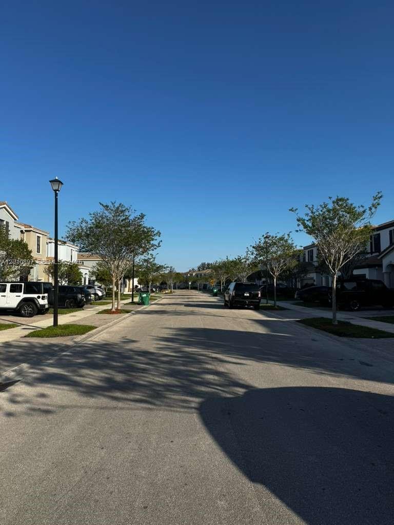 CHAMPION LAKES - Residential