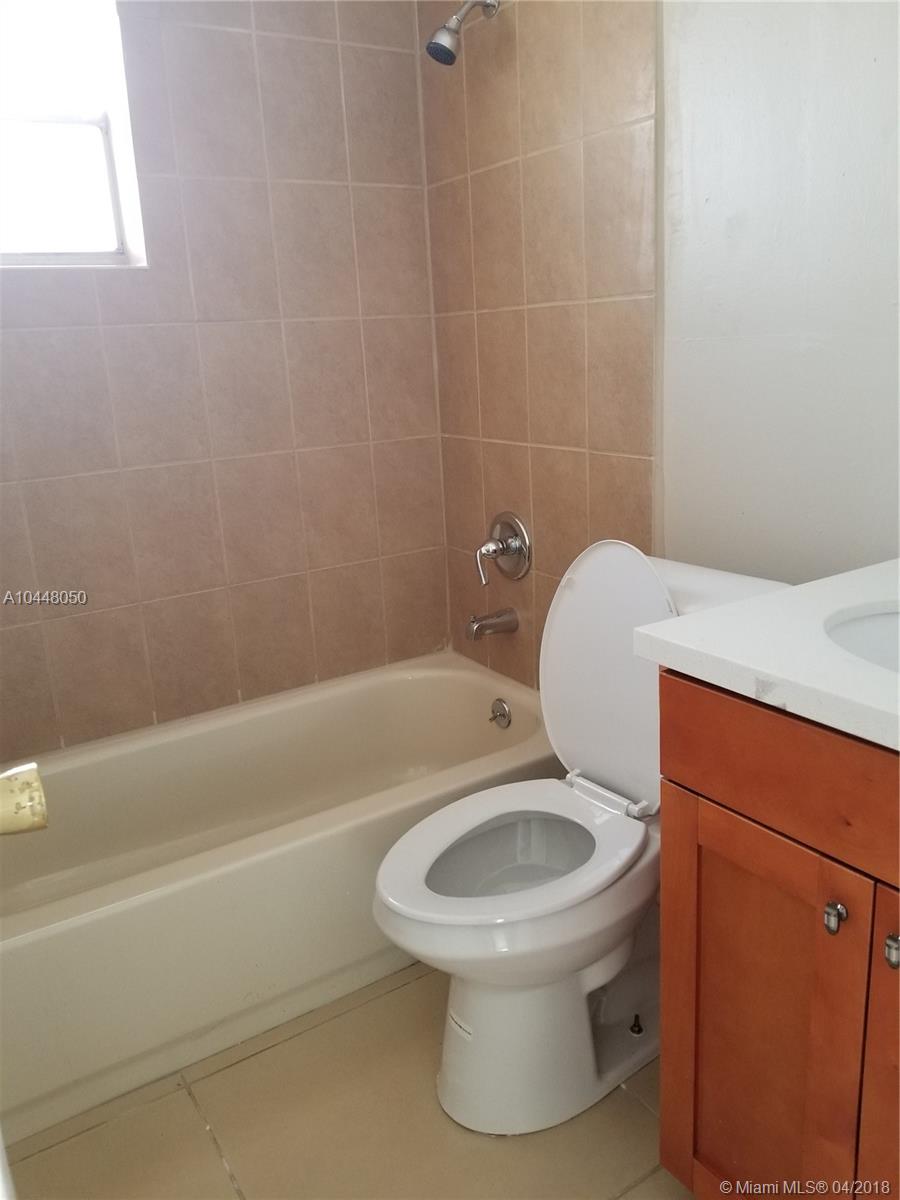 17TH AVE MANOR - Residential Lease