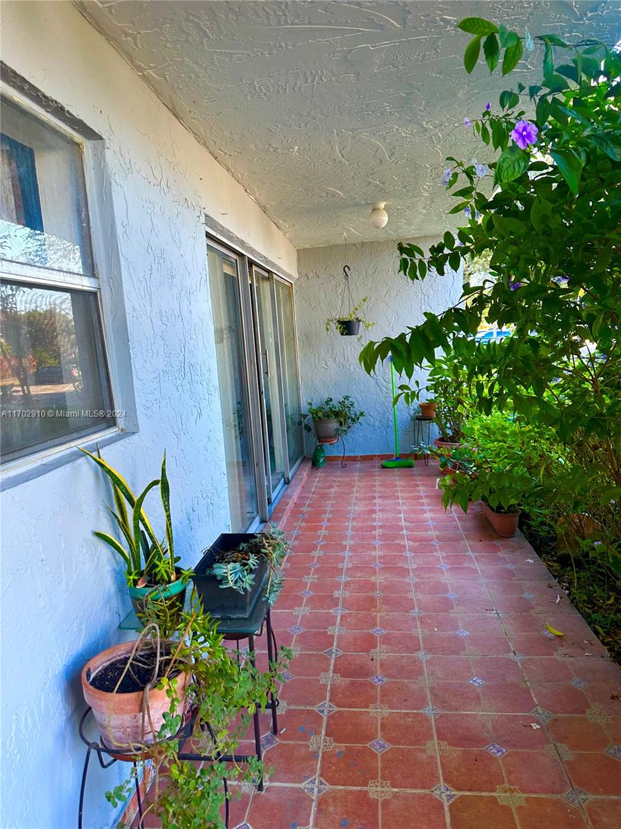 Property for Sale at 9371 Fontainebleau Blvd I112, Miami, Broward County, Florida - Bedrooms: 1 
Bathrooms: 2  - $243,350