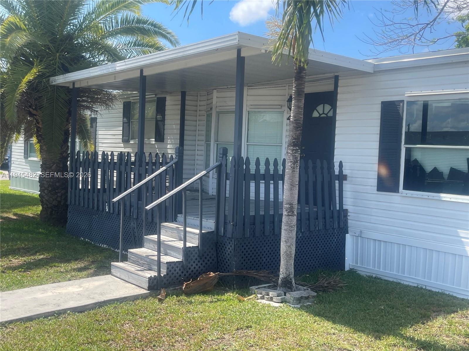 19800 SW 180th Ave unit 454, Miami, FL, 33187/$310,000 2 19800 SW 180th Ave unit 454