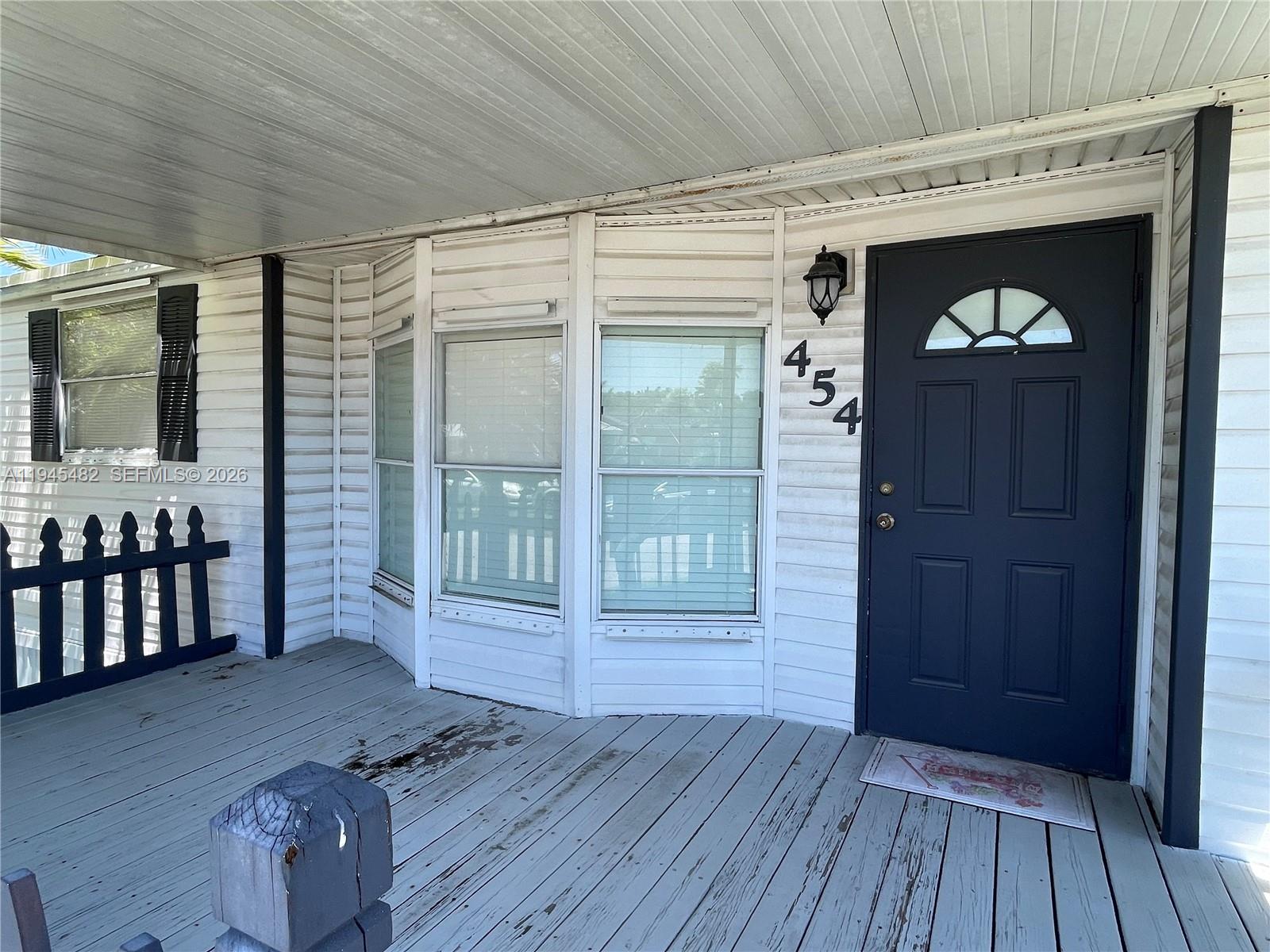 19800 SW 180th Ave unit 454, Miami, FL, 33187/$310,000 1 19800 SW 180th Ave unit 454