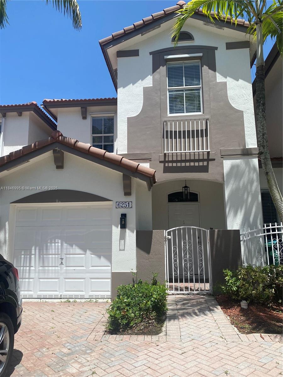 Beautiful 3 bedroom and 2-1/2 bathroom townhouse in the heart of West Kendall. Stainless Steel appliances. Remodeled bathrooms. Single-car covered garage plus additional space plus additional spaces in driveway. Wood flooring throughout. Stunning backyard lake views. Pets are welcome. Amenities: Clubhouse and pool. Close to excellent A+ schools.
