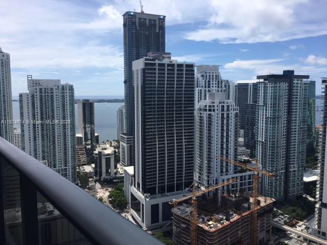55 SW 9th Street 3905