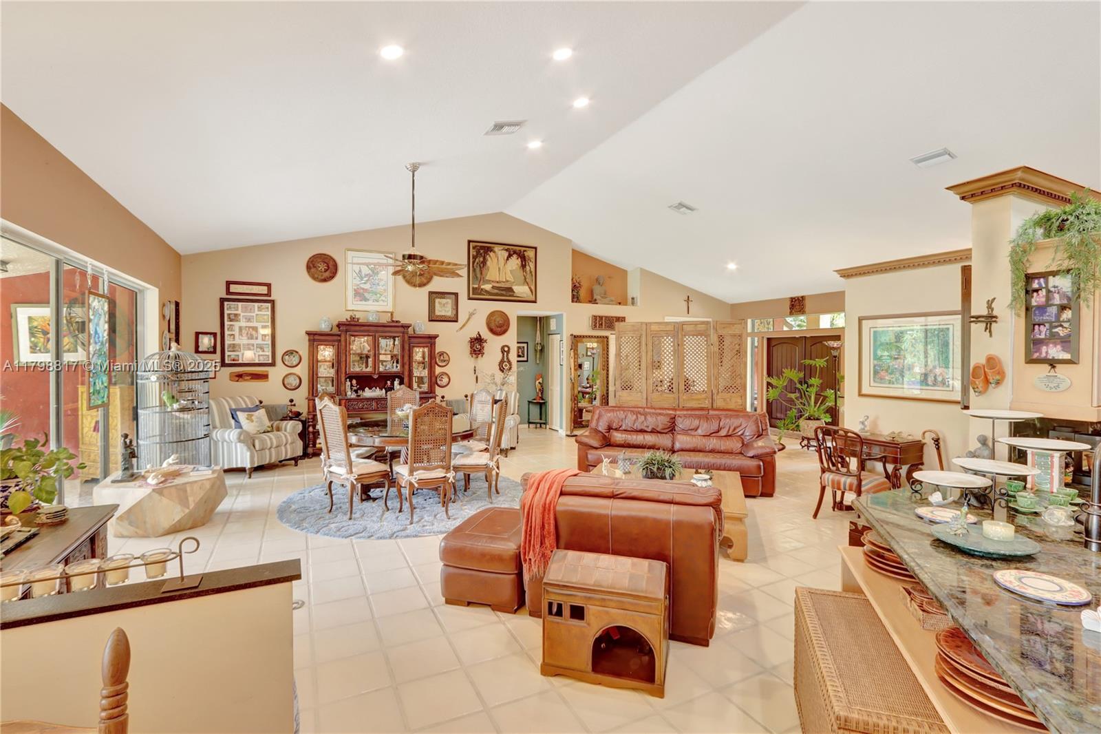 WESTWOODS - Residential