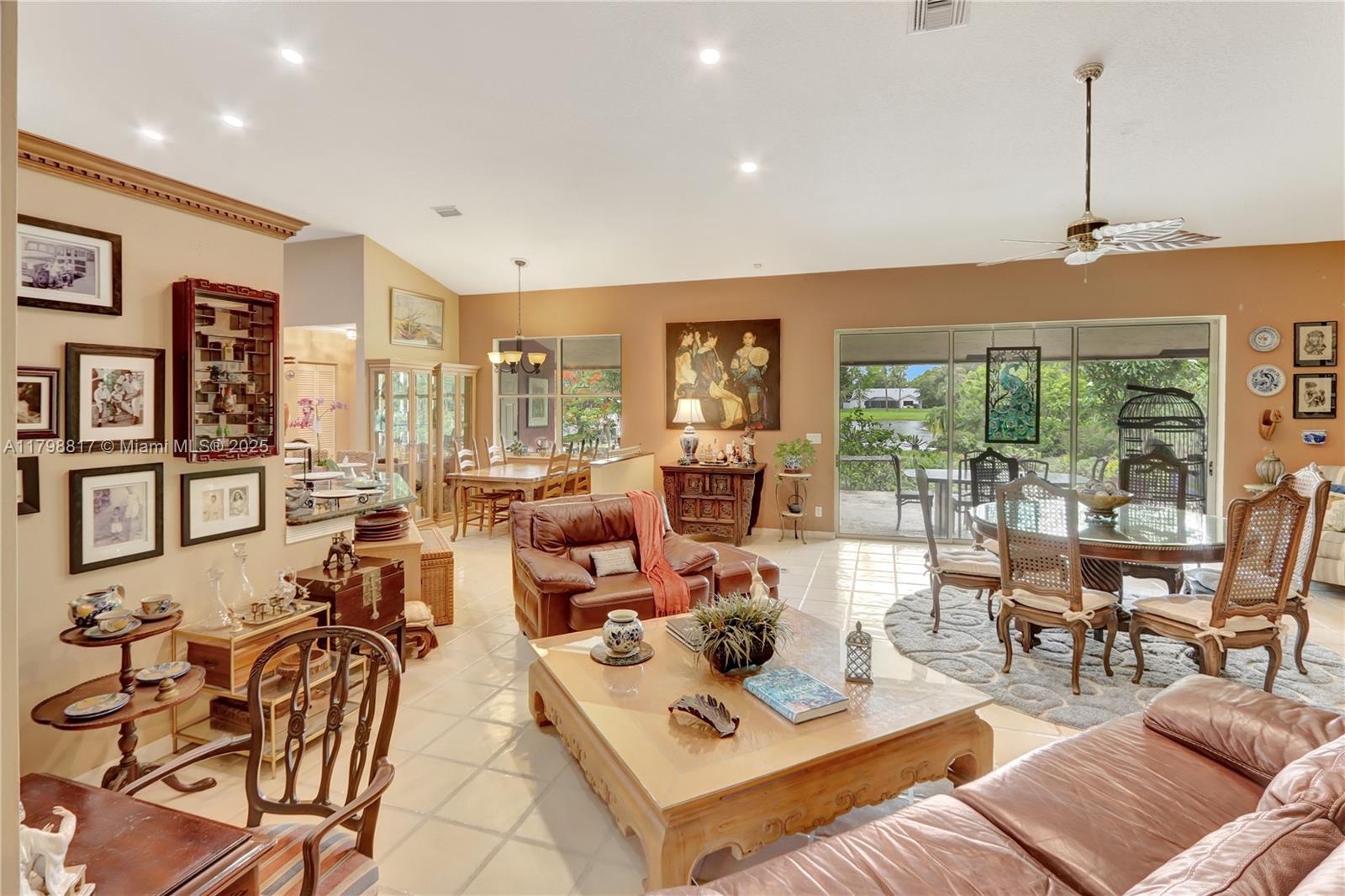 WESTWOODS - Residential