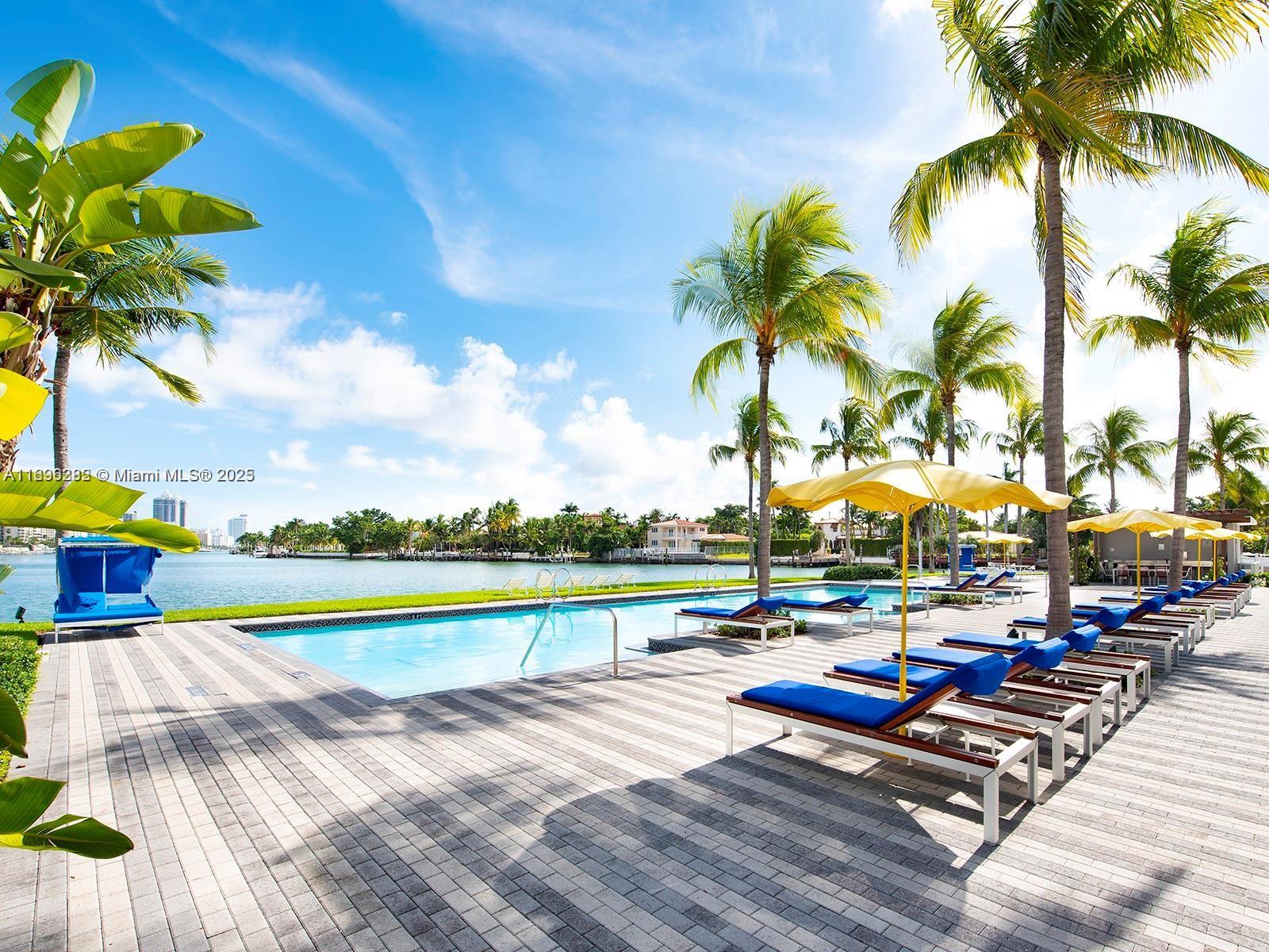 CHATHAM AT AQUA CONDO - Residential
