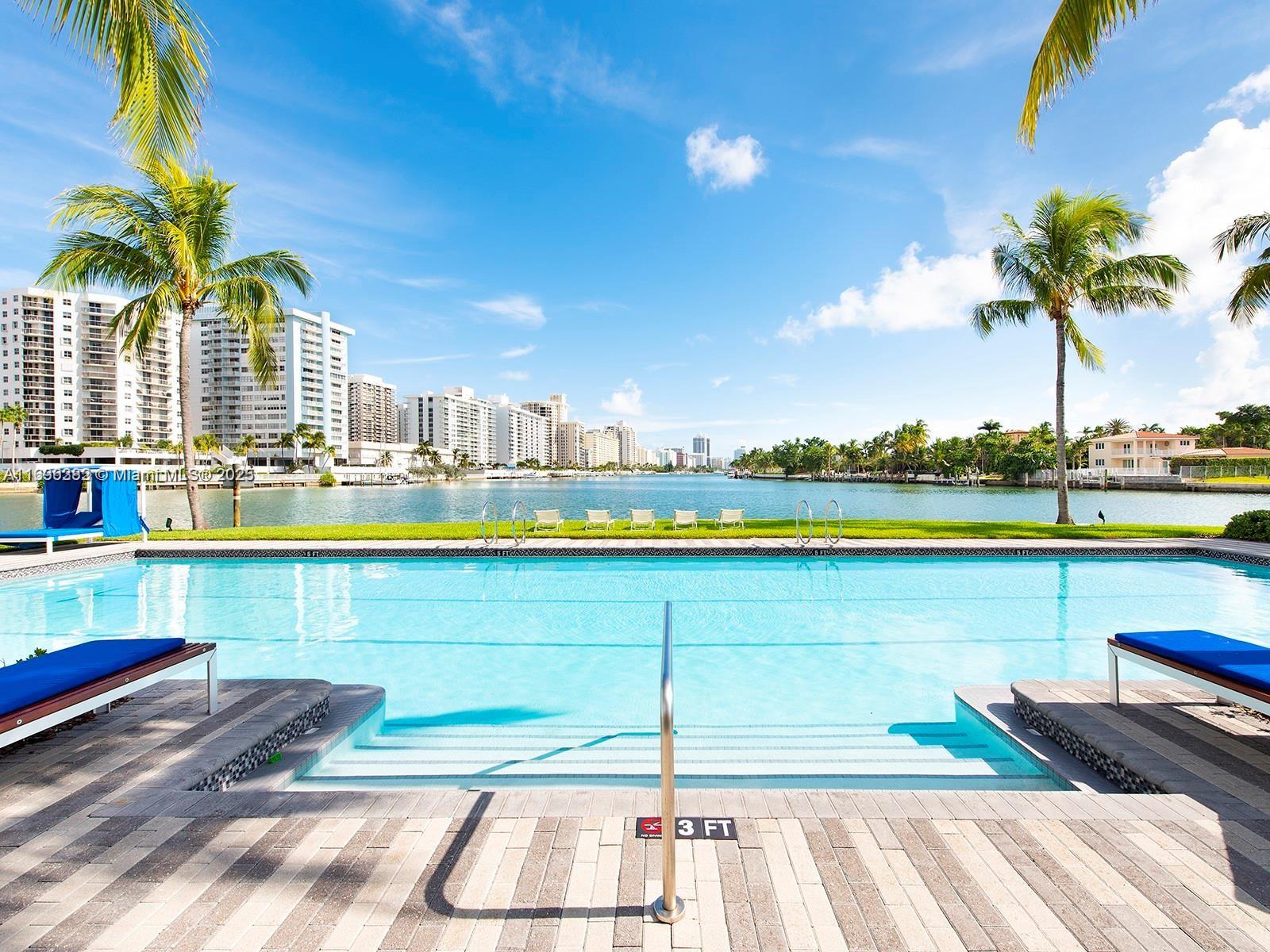 CHATHAM AT AQUA CONDO - Residential
