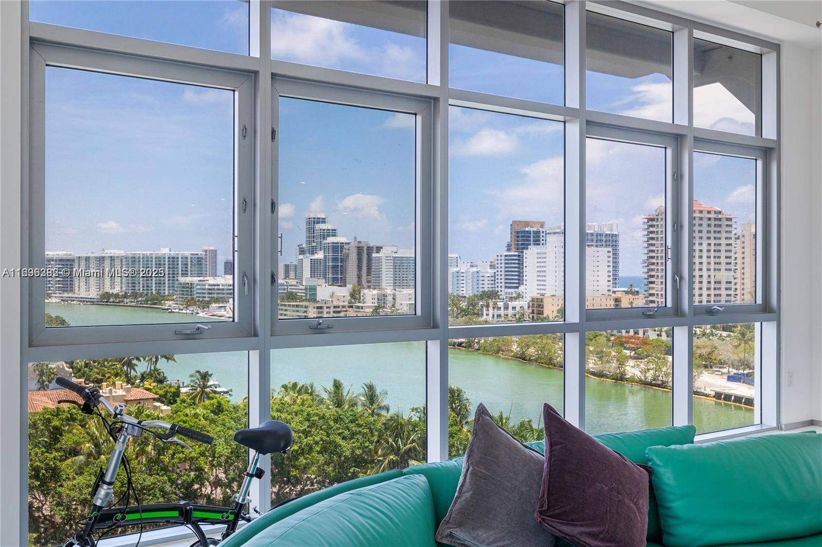 CHATHAM AT AQUA CONDO - Residential