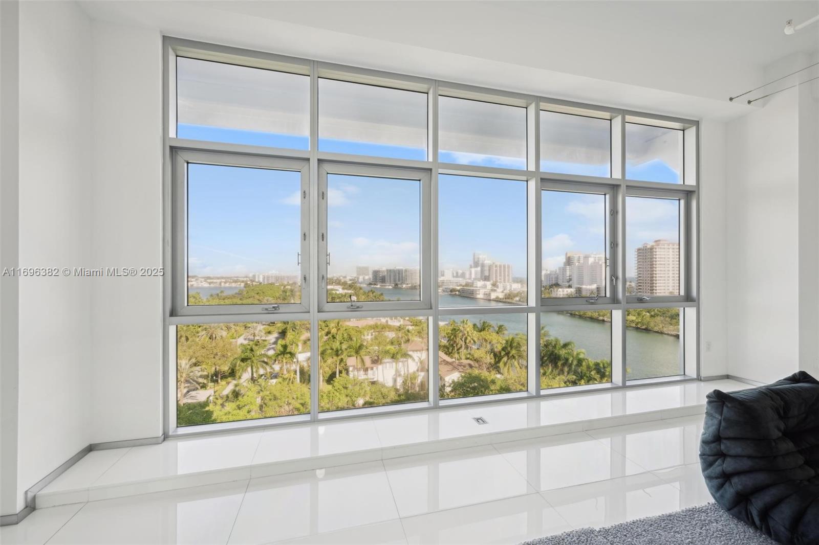 CHATHAM AT AQUA CONDO - Residential