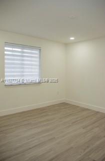 HOLLYWOOD LAWNS - Residential